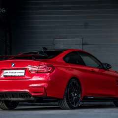 BMW M4 Coupe в потрясающем красном кузове с M Performance Parts