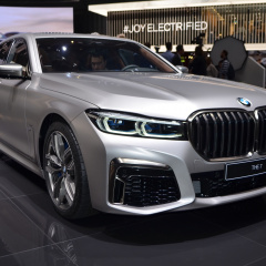 Эксклюзивный BMW M760Li 2019 – G12, фейслифтинг и V12