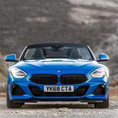 Версия BMW Z4 sDrive20i теперь стала доступна и в Европе