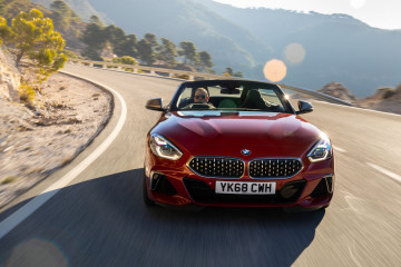Car Tech 2009 BMW Z4 sDrive 35i review BMW Z серия Все BMW Z