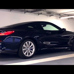 BMW 840d xDrive на максимальной скорости на автобане