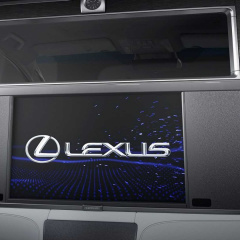 В Шанхае официально представлен роскошный минивэн Lexus LM