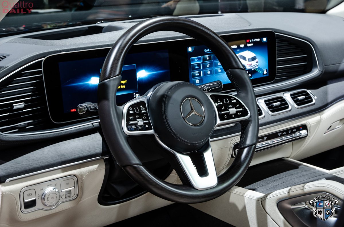 Выбираем: Mercedes-Benz GLS-Class или BMW X7