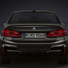 Баварцы представили эксклюзивную специальную модель BMW M5 Edition 35 Years