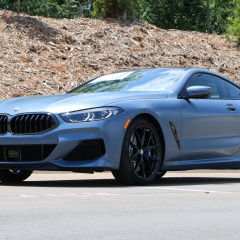 BMW M850i первого ограниченного выпуска Frozen Barcelona Blue Metallic 2019 года