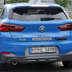 BMW X2 xDrive25e замечен на дороге без камуфляжа