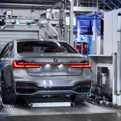 Следующее поколение BMW i7S получит 670 л.с.