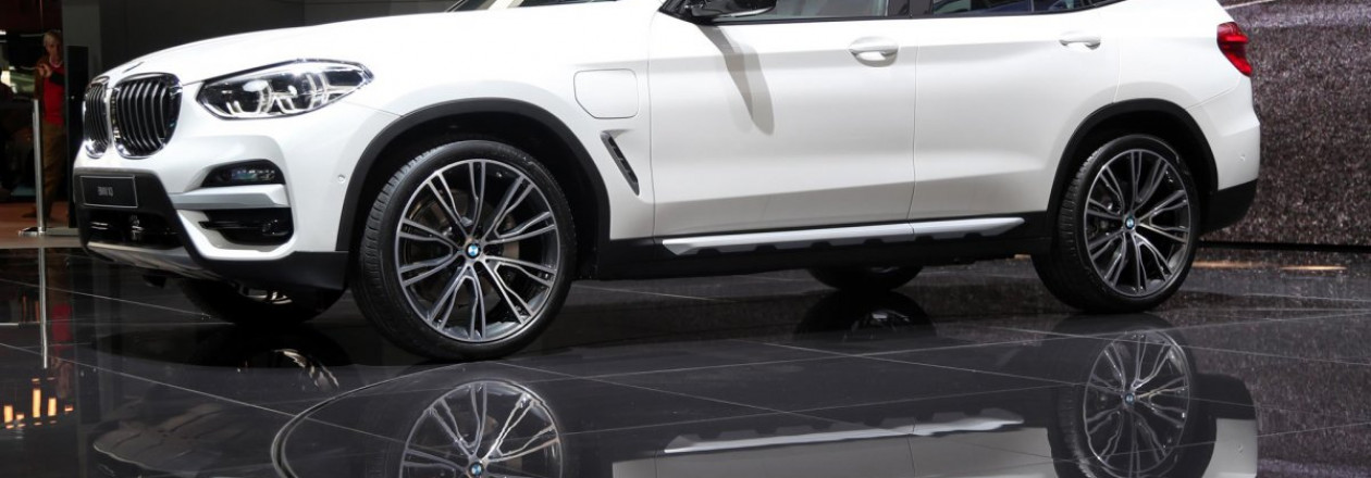 Анонсирован новый гибрид BMW xDrive30e