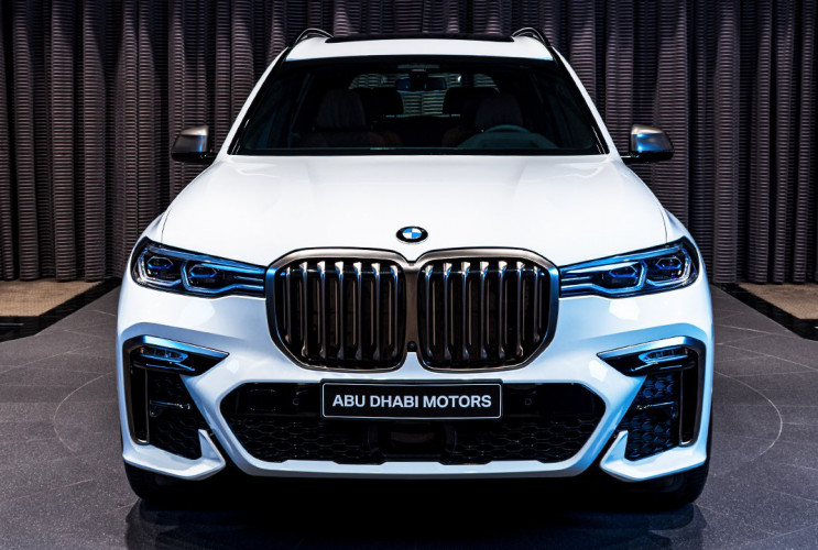 Как заказать уникальную курсовую работу по автомобильной промышленности BMW X7 серия G07