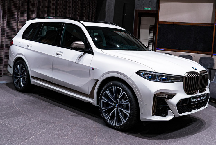 Как заказать уникальную курсовую работу по автомобильной промышленности BMW X7 серия G07