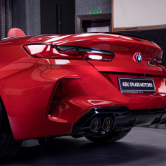 Новый BMW M8 Competition Convertible (F91) в цвете Motegi Red