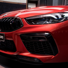 Новый BMW M8 Competition Convertible (F91) в цвете Motegi Red