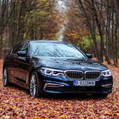 BMW 530e 2020 года с подключаемым модулем