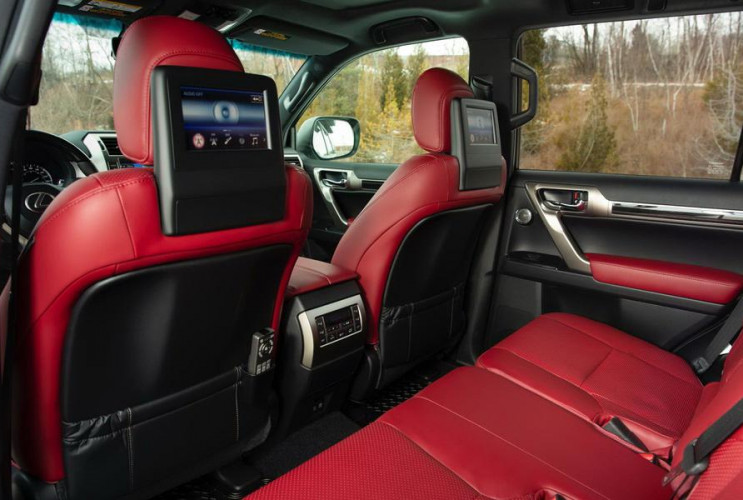 Lexus GX стад полноценным внедорожником