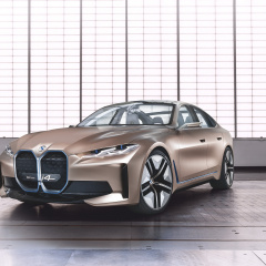 Премьера: BMW Concept i4 Electric Gran Coupe