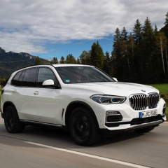 BMW X5 xDrive45e G05- очередной гибрид от BMW