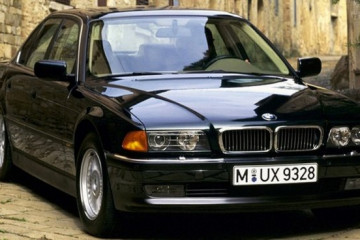 История выдающихся баварских седанов BMW 7-Series с двигателями V12 BMW 7 серия E38