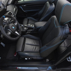 BMW M2 Cabrio побеждает M2 CS на Заксенринге, одном из старейших автодромов Германии