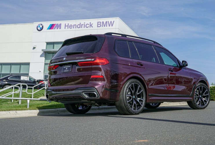 Как заказать уникальную курсовую работу по автомобильной промышленности BMW X7 серия G07