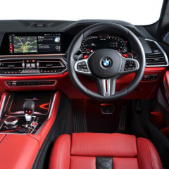 BMW X6 M Competition в сапфировом черном цвете