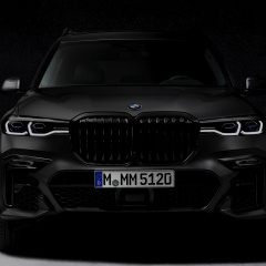 BMW анонсирует X7 Dark Shadow Edition, первую специальную модель семиместного внедорожника