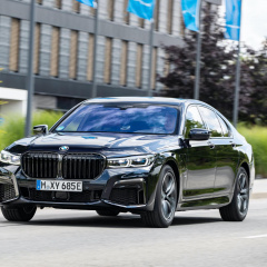 Обновленный гибрид BMW 745Le 2020 года