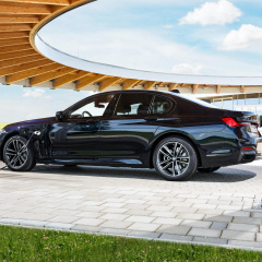 Обновленный гибрид BMW 745Le 2020 года
