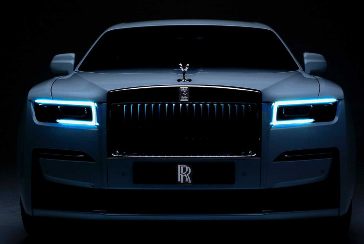 Обновленный Rolls-Royce Ghost 2021 года : c новым дизайном и мощным V12 BMW Rolls-Royce Rolls-Royce
