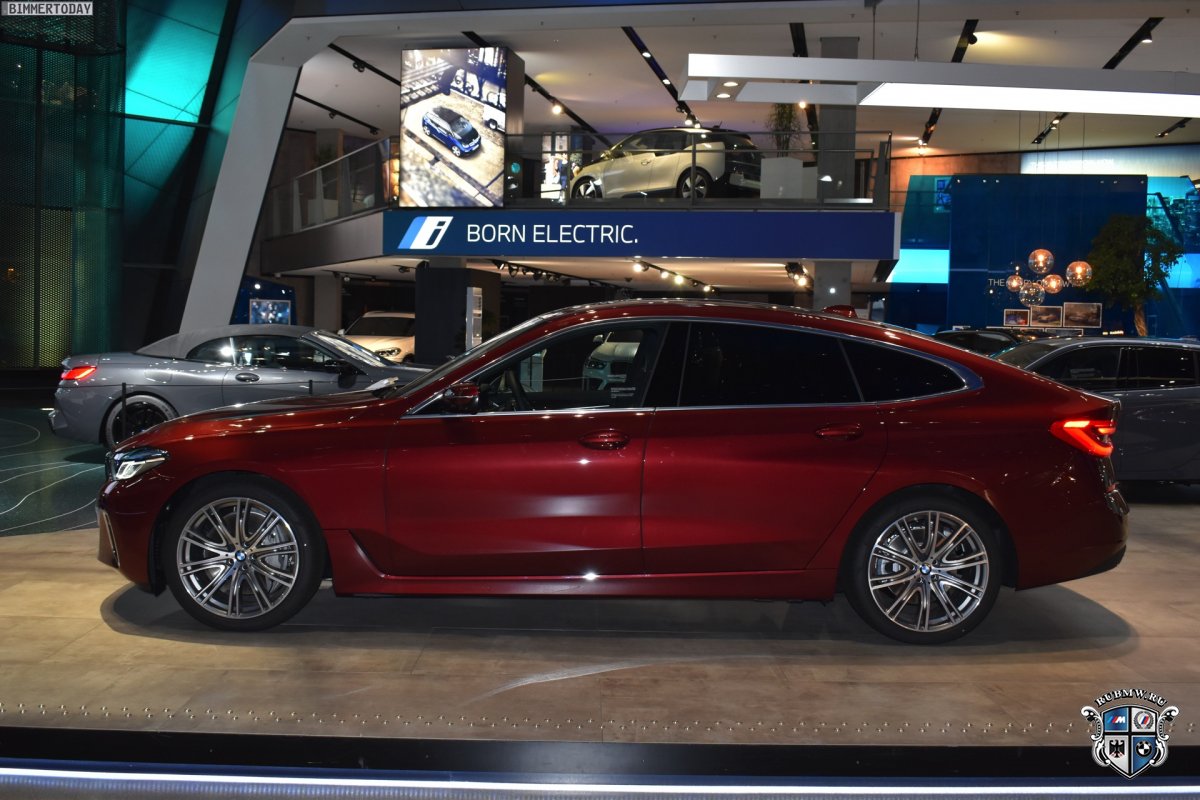 Обновленный Gran Turismo BMW 640d GT G32 LCI в цвете Piedmont Red Metallic