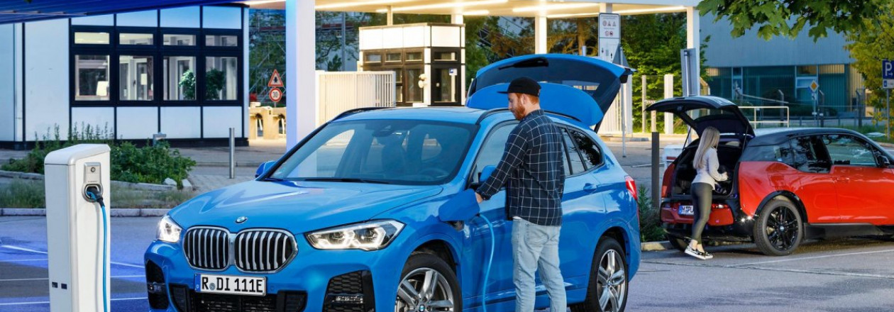 Заводы BMW увеличат производство комплектующих для электрокаров Заводы BMW увеличат производство комплектующих для электрокаров