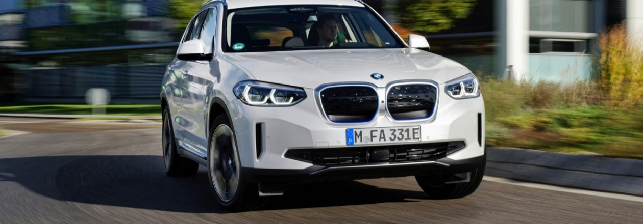 В Германии снизили цены на BMW iX3