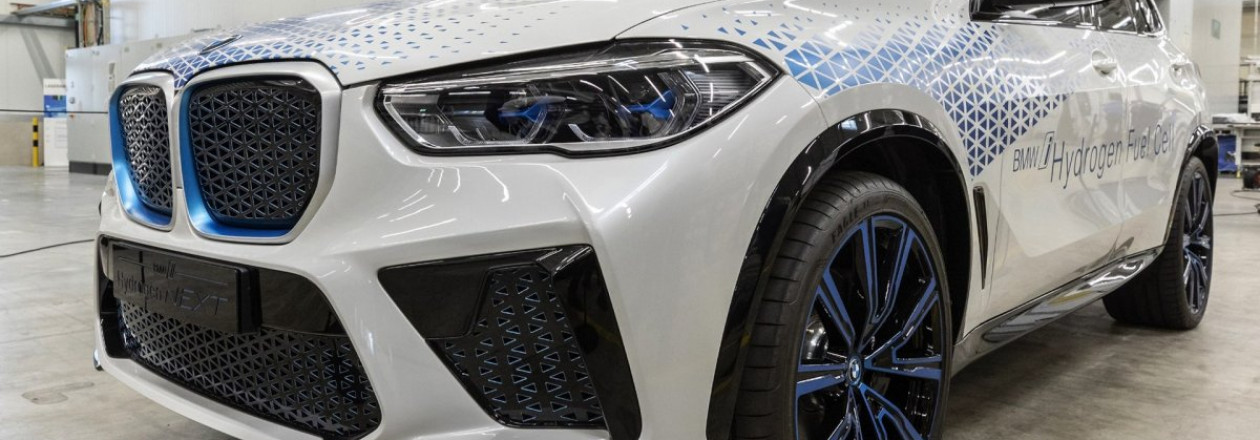 Водородный BMW X5 Hydrogen Next: на фотографиях производство на заводе в Ландсхуте