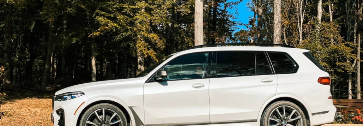 BMW X7 получил рестайлинг: первые фото