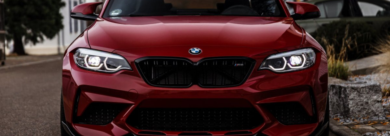 BMW M2 Competition в эксклюзивной красной пленке Burgundy Red