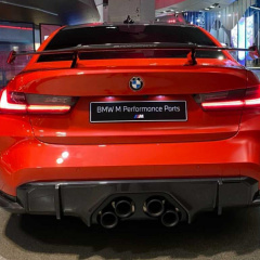 BMW M3 2021 года с новыми деталями от M Performance Parts