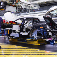Производство BMW может остановиться в ближайшие недели