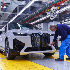 BMW Dingolfing удвоит производство электромобилей в 2021 году