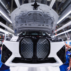 BMW Dingolfing удвоит производство электромобилей в 2021 году