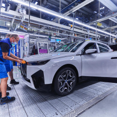 BMW Dingolfing удвоит производство электромобилей в 2021 году