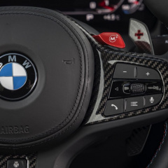 BMW M3 G80 в белом цвете с черными деталями