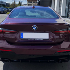 BMW M440i Coupé G22 с индивидуальной окраской Wildberry Metallic