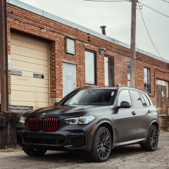 Ограниченная серия специального выпуска BMW X5 Black Vermilion Edition с уникальными характеристиками