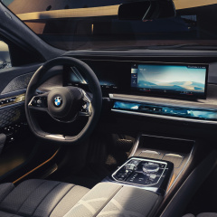 Эксклюзивная специальная версия BMW 7 серии First Edition G70