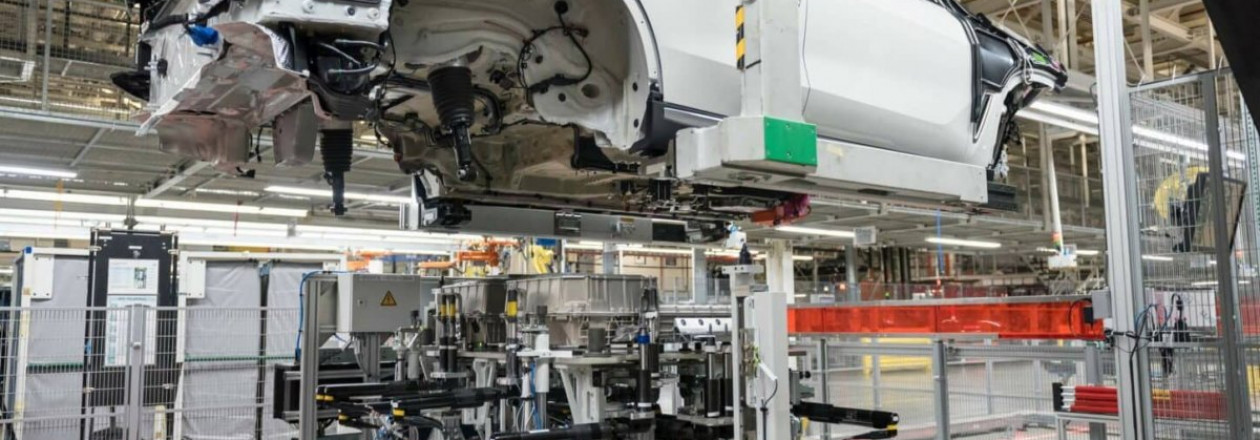 Magna Steyr может открыть завод в США Magna Steyr может открыть завод в США