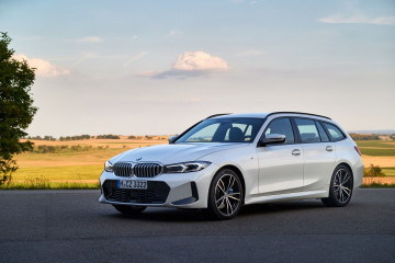 Новый BMW 320d Touring 2023 с фейслифтингом BMW 3 серия G80