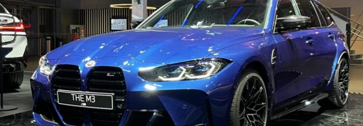 BMW M3 Touring в культовом синем цвете Le Mans Blue