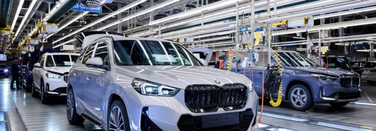 Производство электрического кроссовера BMW x1 2023 на заводе Регенсбурга
