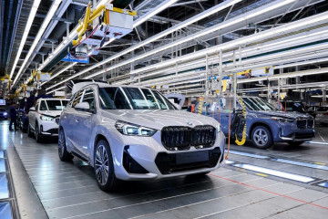 Производство электрического кроссовера BMW x1 2023 на заводе Регенсбурга BMW X1 серия U11