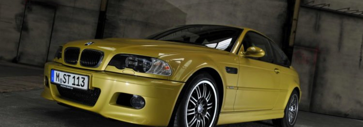 BMW M3 E46 эксперимент со смешиванием цветов: желтая Wu-Tang Yellow Pearl + синяя Cobalt Blue Candy