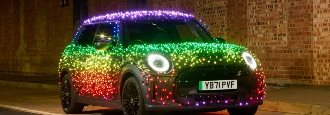 3000 светодиодов на праздничном MINI 3000 светодиодов на праздничном MINI